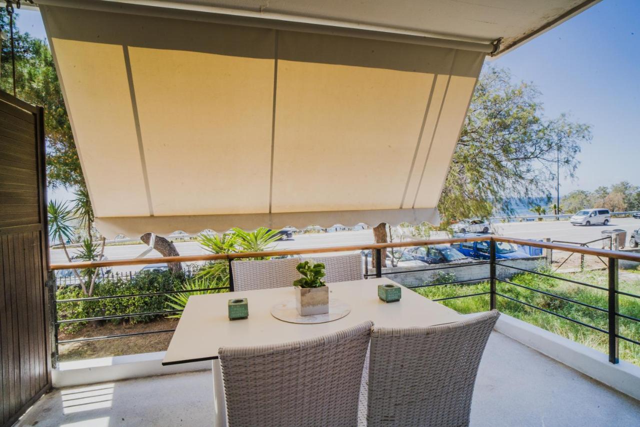 Green Apartment Ground Floor Feel Like Home Properties Saronida Exterior foto
